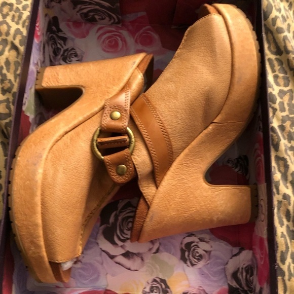 Lucky Brand size 10  tan leather open toe  platform slides leather heel - Picture 2 of 11